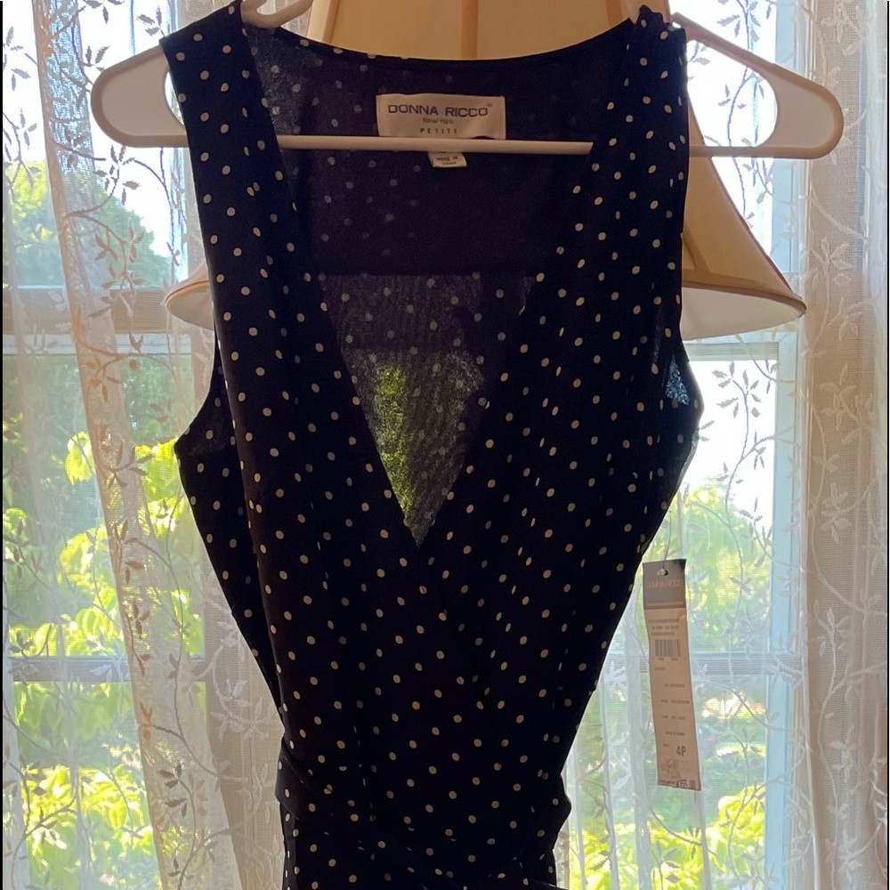 Donna Ricci Dress, NWT wrap around with attached fabric belt to tie.